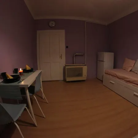 Apartment Icons Koris Budapest